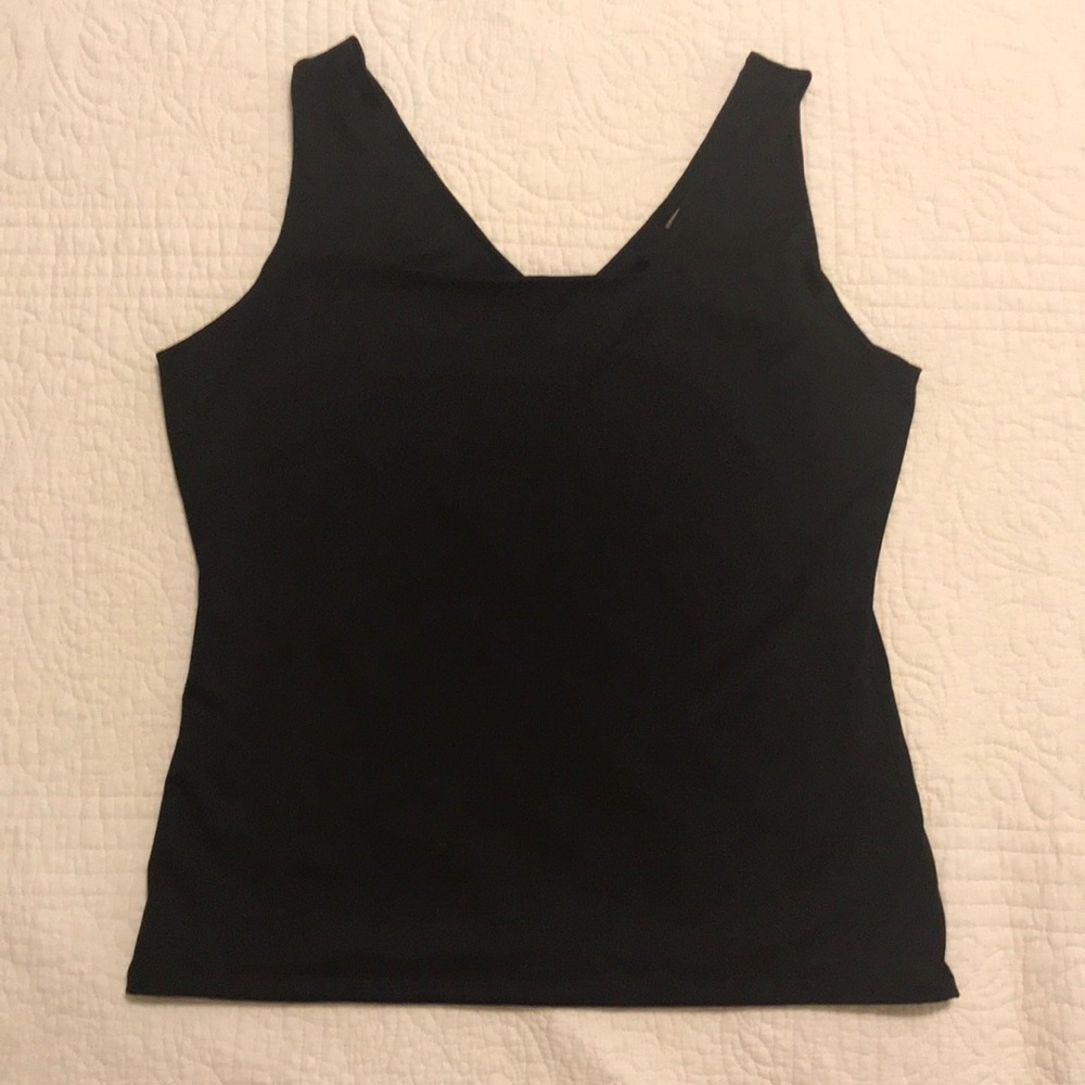 Boutique Essentials- Black sleeveless blouse